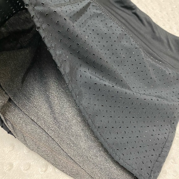 Marika Shorts (Large) - Picture 4 of 6